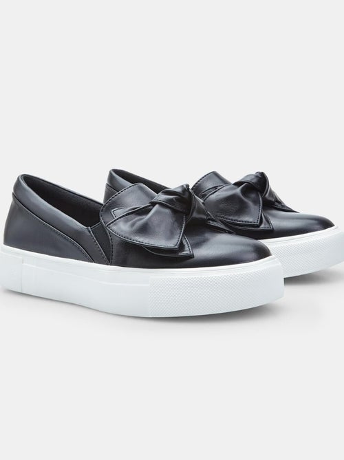 Mocassins Bata avec nœud - Kiabi