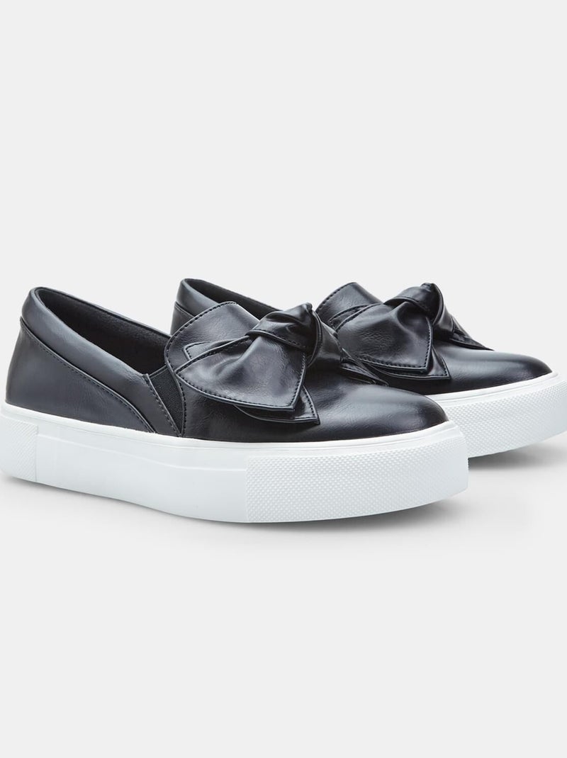 Mocassins Bata avec nœud Noir - Kiabi