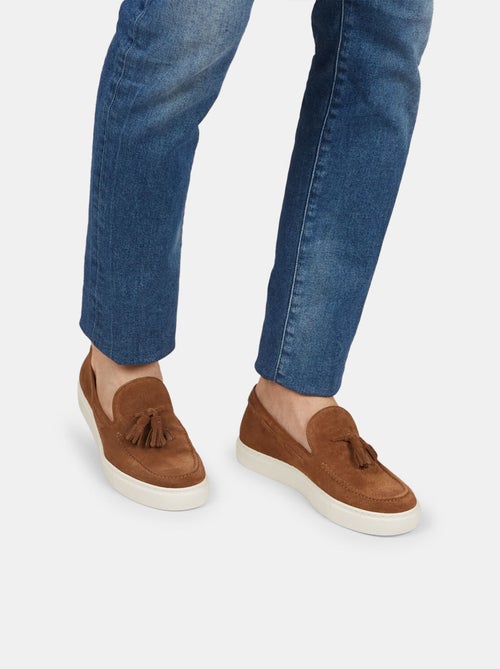 Mocassins Bata Red Label en cuir velours avec pompons - Kiabi