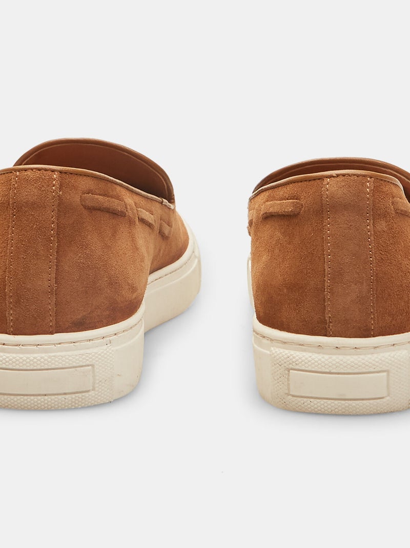 Mocassins Bata Red Label en cuir velours avec pompons Taupe - Kiabi