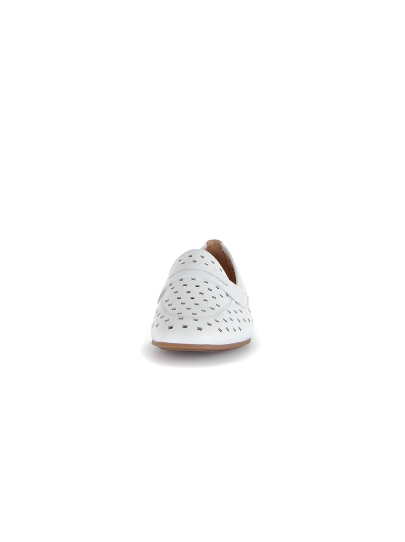 Mocassins blanc en cuir Blanc - Kiabi