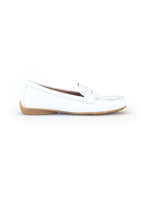 Mocassins blanc en cuir - Kiabi