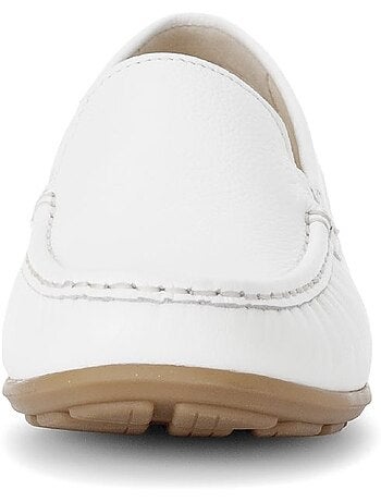 Mocassins blanc en cuir imprimé