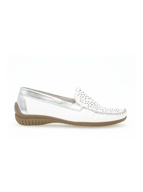 Mocassins blanc en cuir lisse - Kiabi