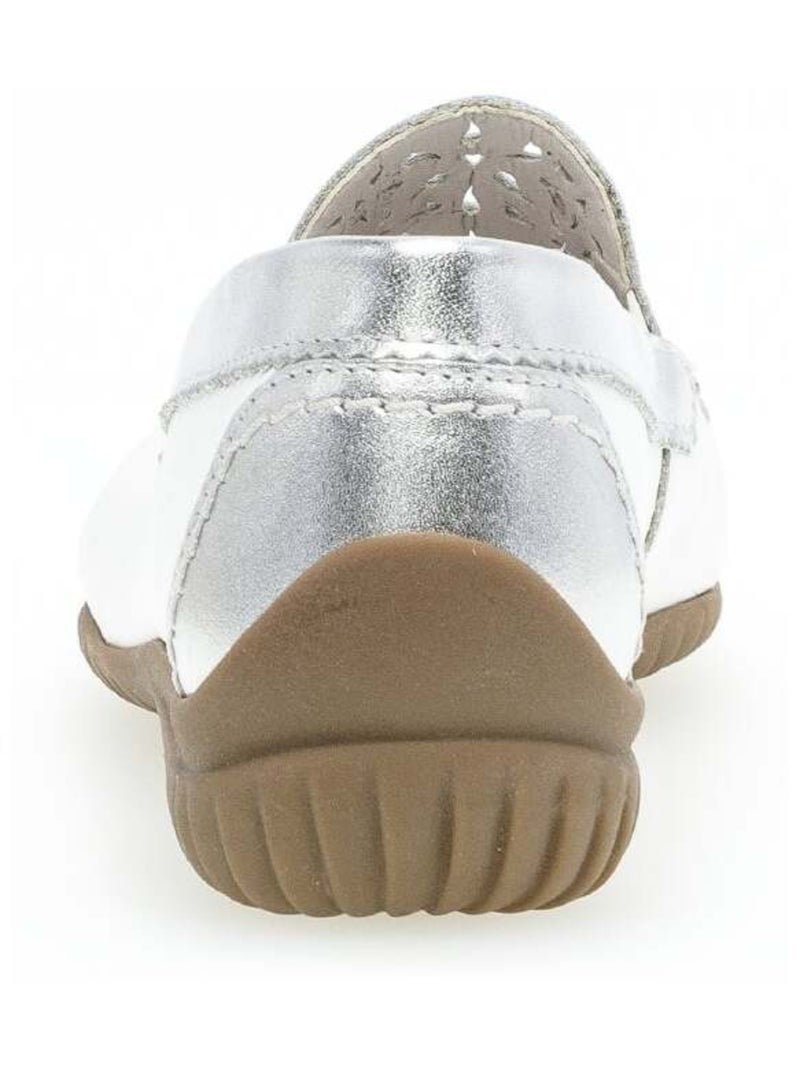 Mocassins blanc en cuir lisse Blanc - Kiabi
