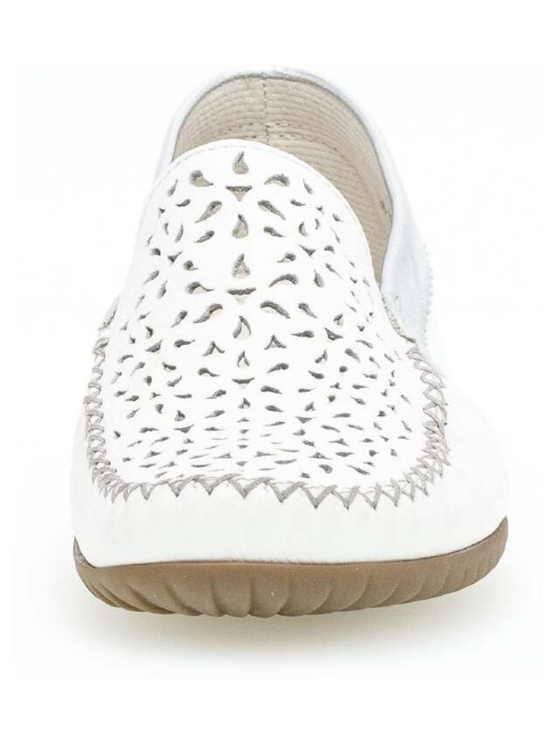 Mocassins blanc en cuir lisse Blanc - Kiabi
