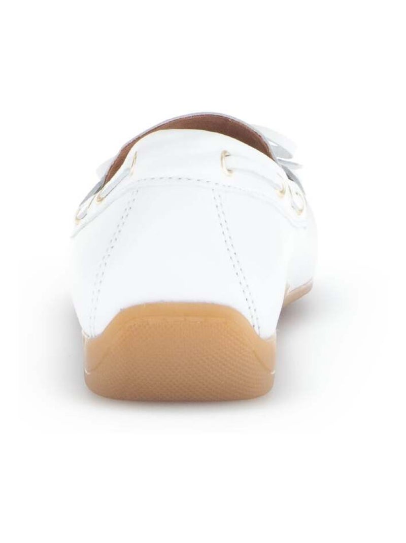 Mocassins blanc en cuir lisse Blanc - Kiabi