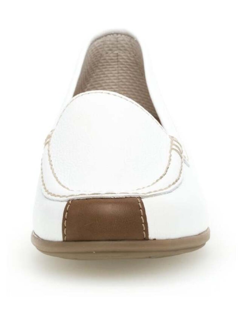 Mocassins blanc en cuir lisse Multicolore - Kiabi