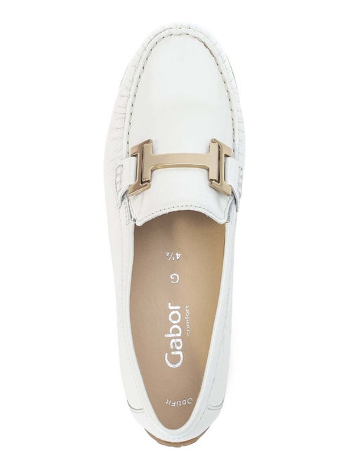 Mocassins blanc en cuir vernis - Kiabi