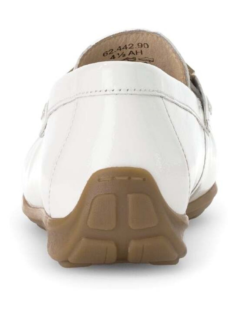 Mocassins blanc en cuir vernis Blanc - Kiabi