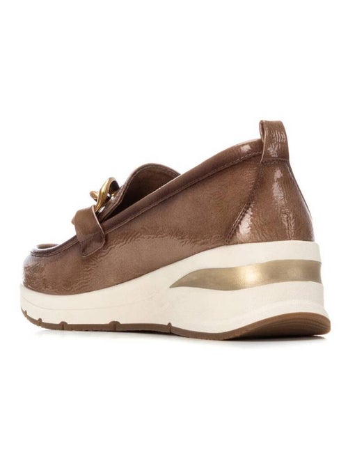 Mocassins compensés femme en verni - Kiabi Mocassins compensés femme en verni - Kiabi