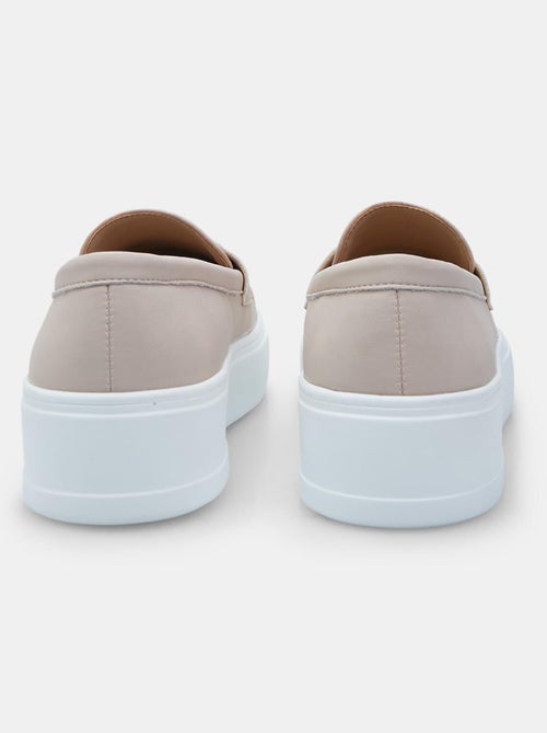 Mocassins  confortables Bata - Kiabi