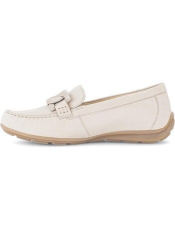 Mocassins crème en cuir nubuck