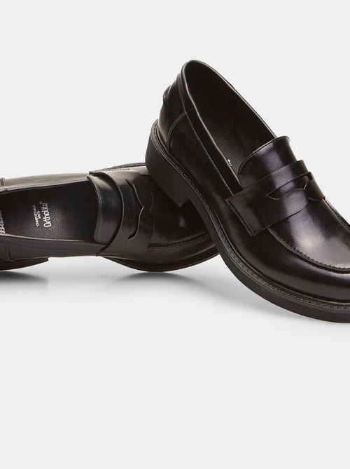 Mocassins effet cuir avec talon BATA - Kiabi