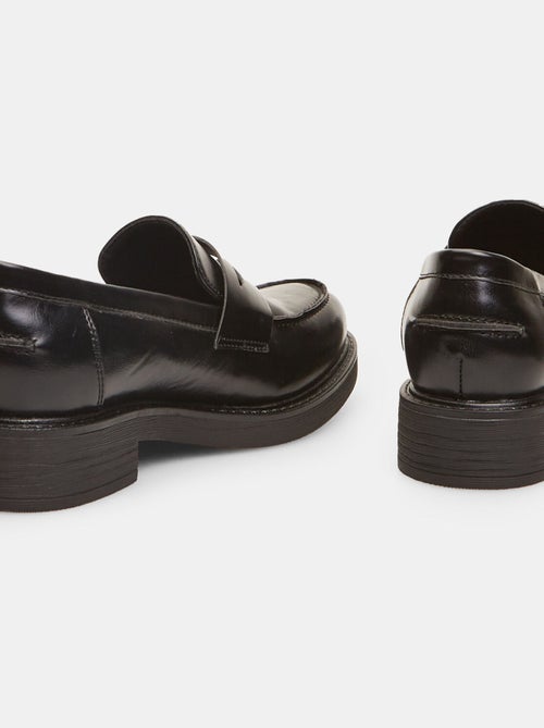 Mocassins effet cuir avec talon BATA - Kiabi
