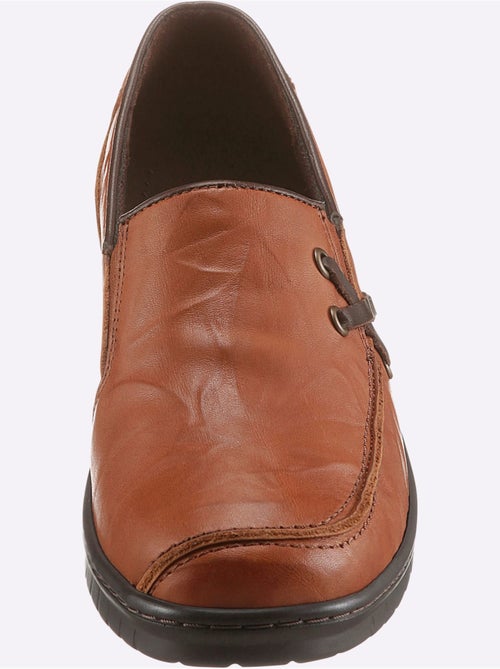 Mocassins en cuir avec élastiques latéraux et semelle amortissante - Taille standard - Witt - Kiabi Mocassins en cuir avec élastiques latéraux et semelle amortissante - Taille standard - Witt - Kiabi