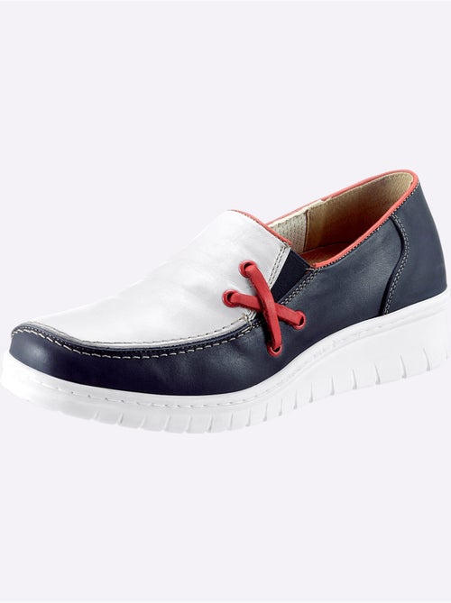 Mocassins en cuir avec élastiques latéraux et semelle amortissante - Taille standard - Witt - Kiabi Mocassins en cuir avec élastiques latéraux et semelle amortissante - Taille standard - Witt - Kiabi