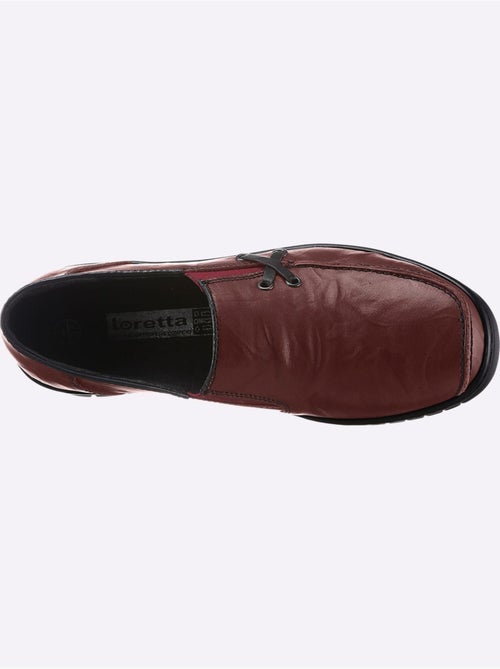 Mocassins en cuir avec élastiques latéraux et semelle amortissante - Taille standard - Witt - Kiabi Mocassins en cuir avec élastiques latéraux et semelle amortissante - Taille standard - Witt - Kiabi