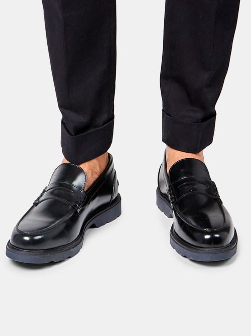 Mocassins en cuir verni avec semelle crantée BATA - Kiabi