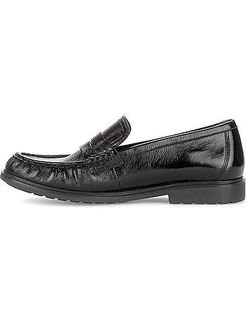 Mocassins en cuir verni