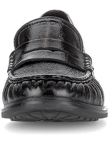 Mocassins en cuir verni