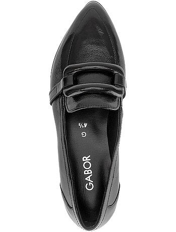 Mocassins en cuir verni
