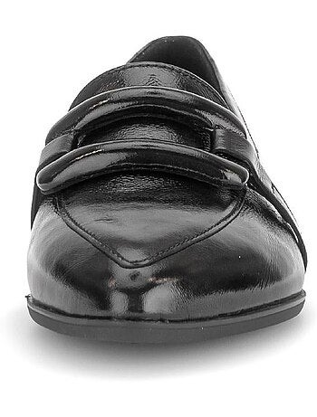 Mocassins en cuir verni