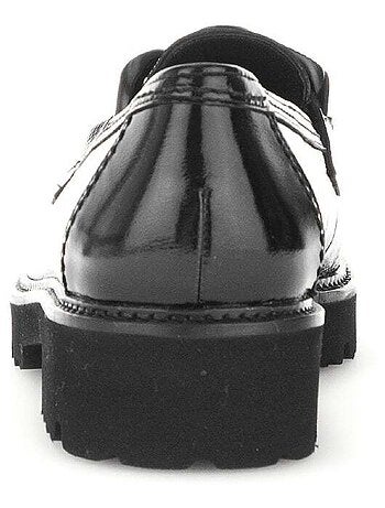 Mocassins en cuir vernis
