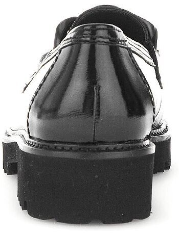 Mocassins en cuir vernis