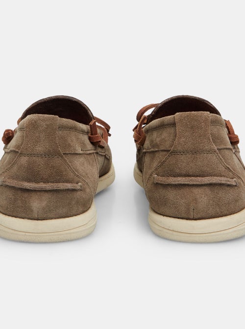 Mocassins en daim BATA - Kiabi