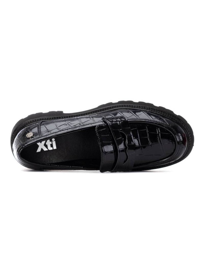 Mocassins femme en verni Noir - Kiabi