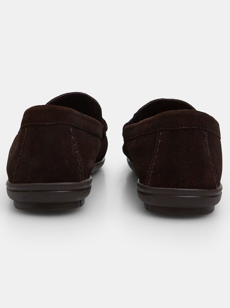 Mocassins Flexible en cuir velours avec barrette BATA Marron - Kiabi