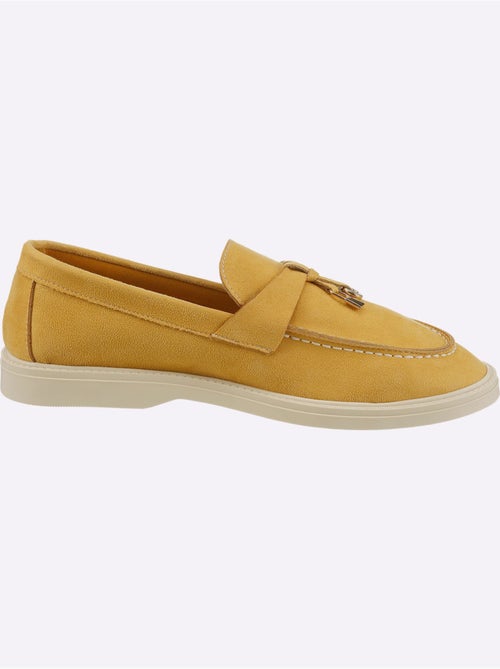 Mocassins matière synthétique - taille standard - helline - Kiabi Mocassins matière synthétique - taille standard - helline - Kiabi