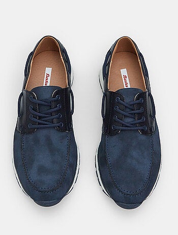 Mocassins modèle bateau BATA