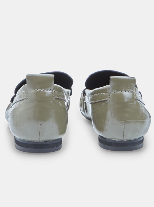 Mocassins s avec pompons Bata Red Label - Kiabi