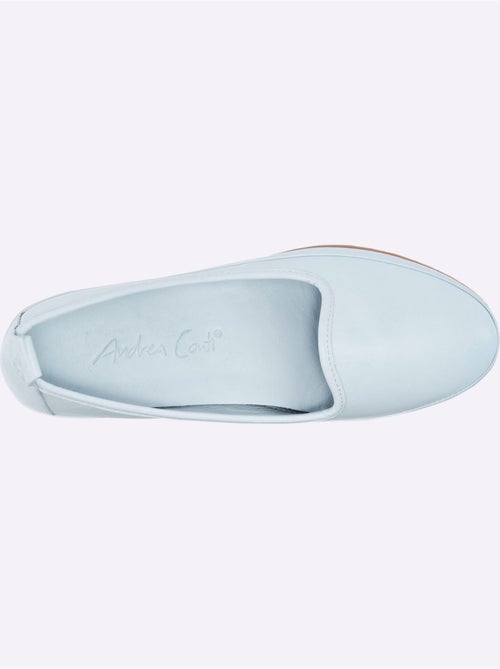 Mocassins Semelle Intérieure Amovible En Cuir - Taille Standard - Helline - Kiabi Mocassins Semelle Intérieure Amovible En Cuir - Taille Standard - Helline - Kiabi