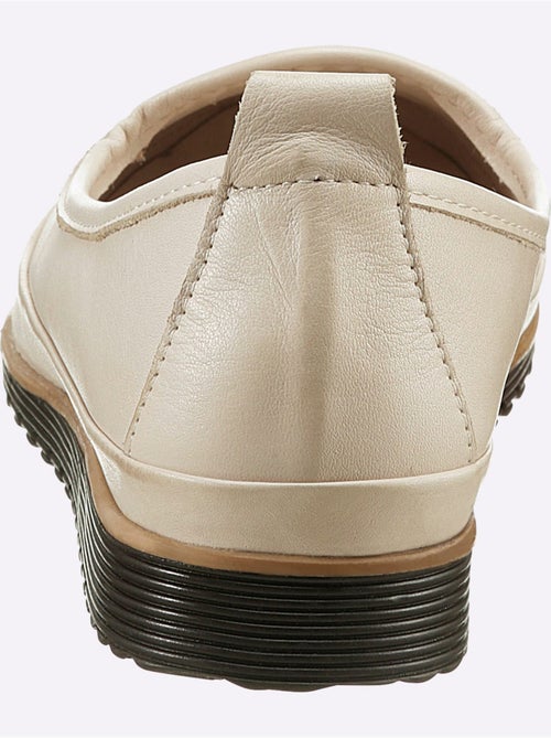 Mocassins Semelle Intérieure Amovible En Cuir - Taille Standard - helline - Kiabi