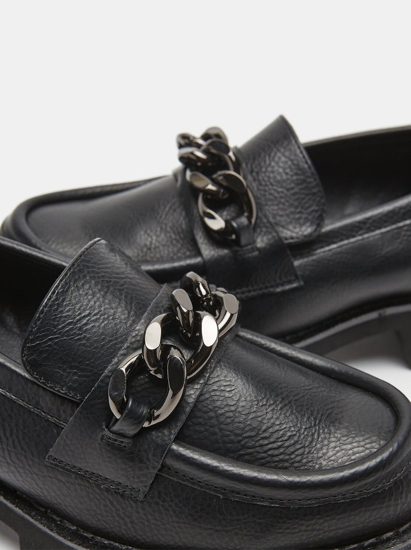 Mocassins semelles crantées et chaînette BATA Noir - Kiabi