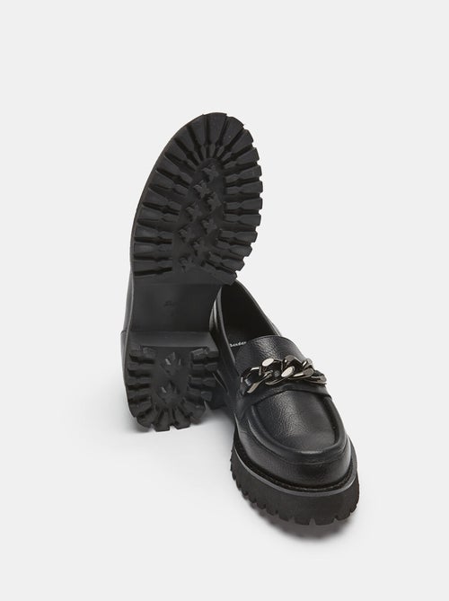 Mocassins semelles crantées et chaînette BATA - Kiabi