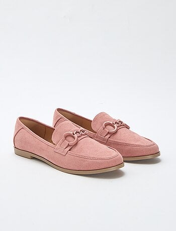 Mocassins type suédine avec bijou décoratif sur le dessus