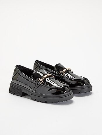 Mocassins vernies avec semelles crantées