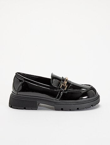 Mocassins vernies avec semelles crantées