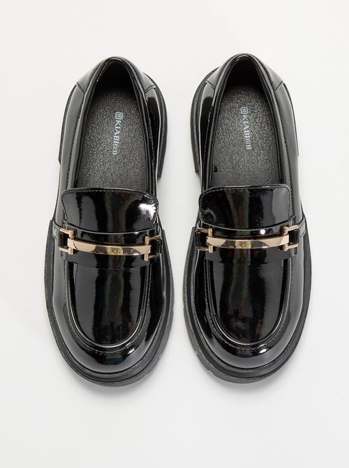Mocassins vernies avec semelles crantées - Kiabi