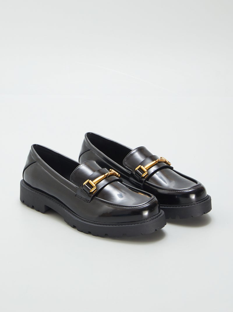 Mocassins vernis avec bijou doré noir - Kiabi