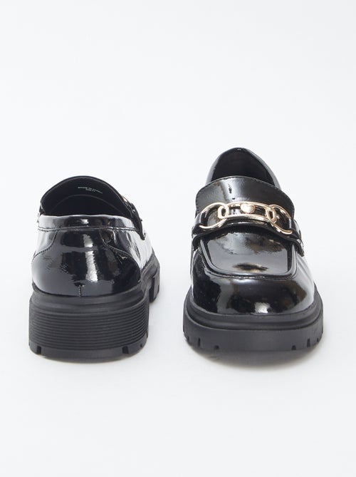 Mocassins vernis avec boucle dorée - Kiabi