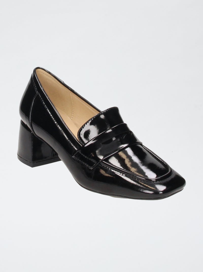 Mocassins vernis avec brides fantaisies Noir - Kiabi