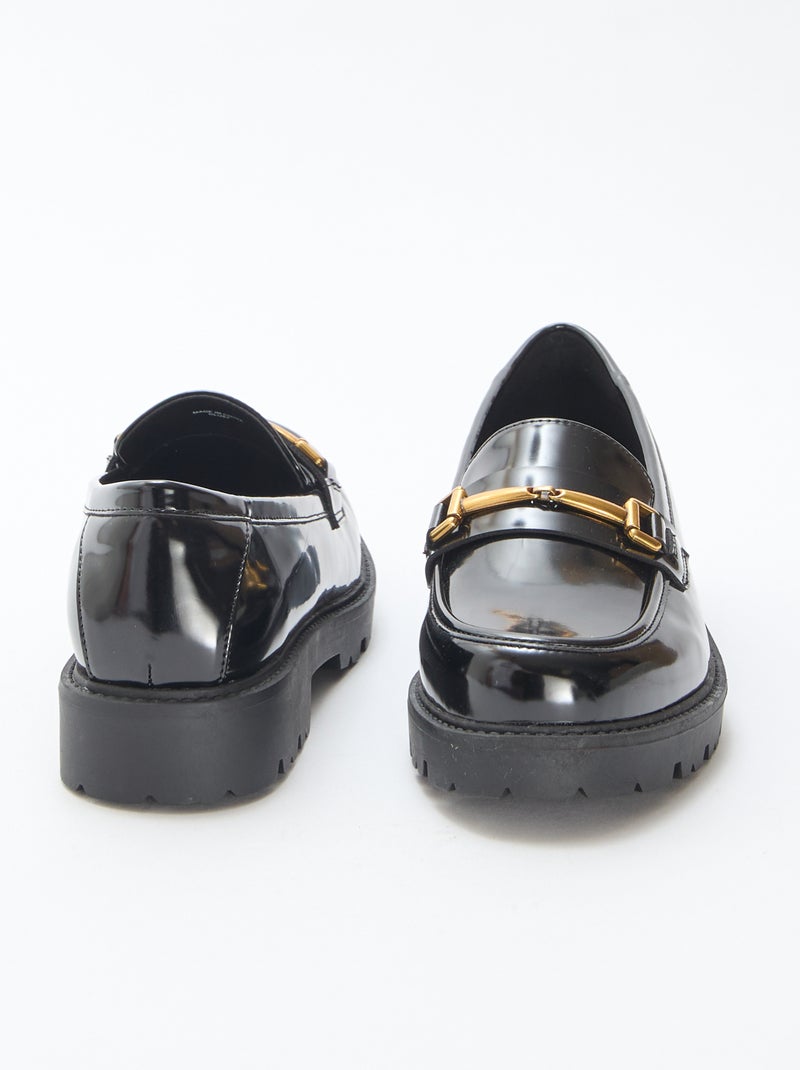 Mocassins vernis avec sangle dorée Noir - Kiabi