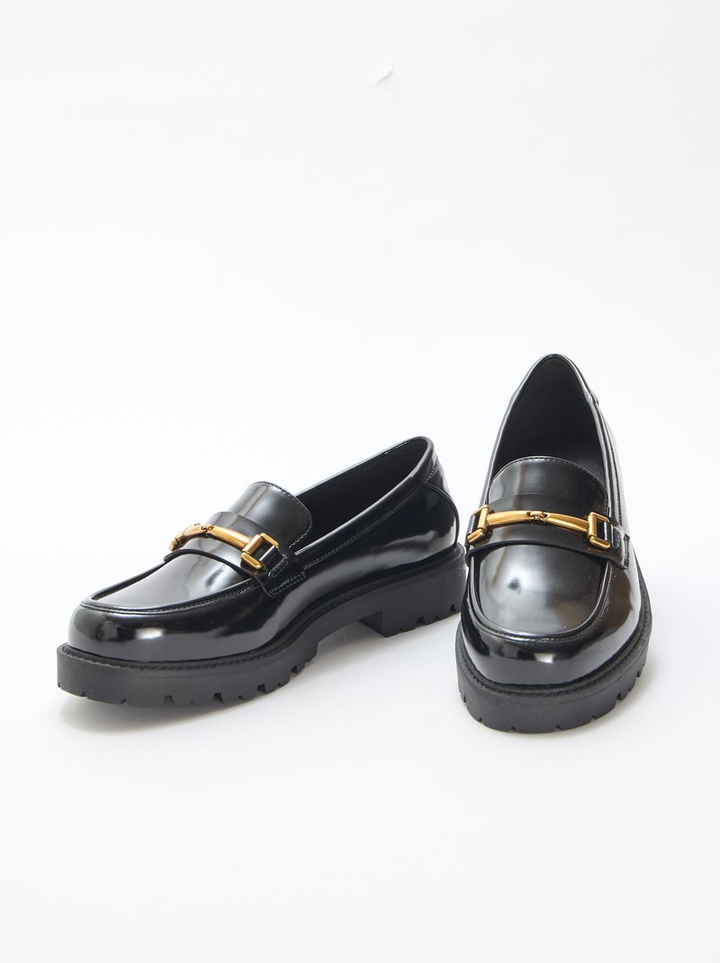 Mocassins vernis avec sangle dorée Noir - Kiabi