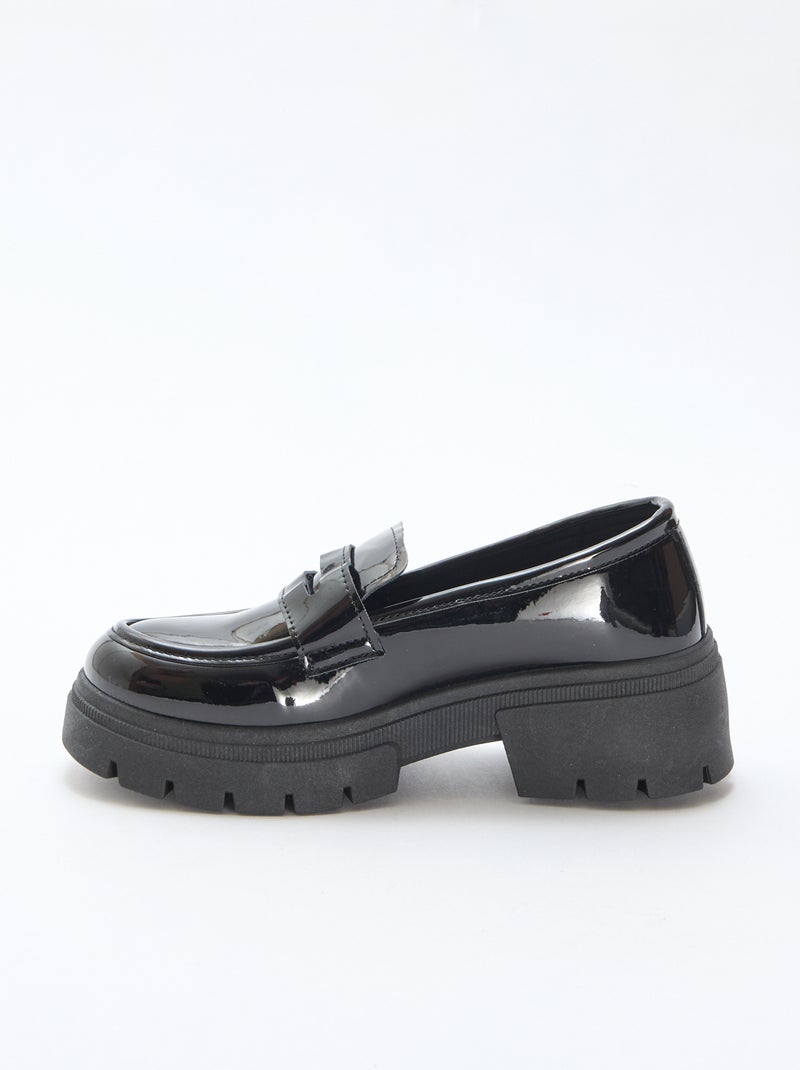 Mocassins vernis avec semelle crantée Noir - Kiabi