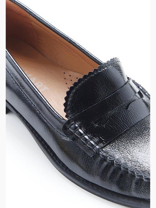 Mocassins vernis effet plissé - damart - Kiabi Mocassins vernis effet plissé - damart - Kiabi